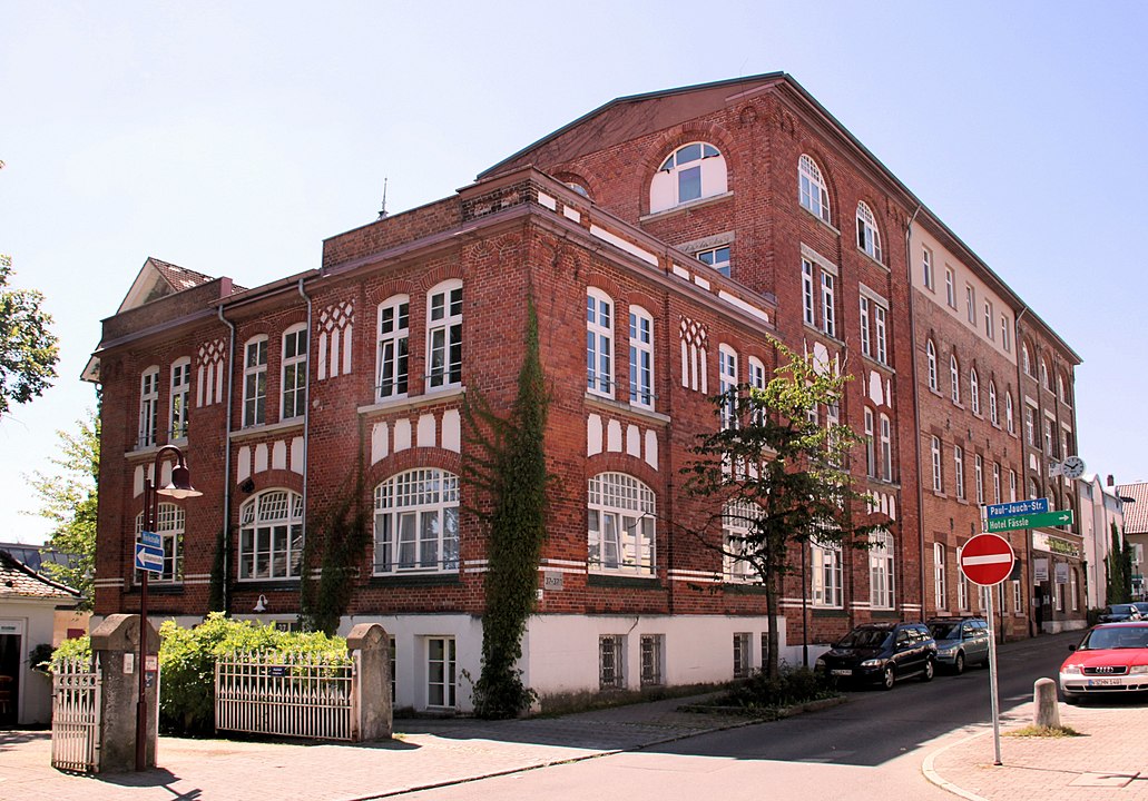 Villingen-Schwenningen: Ehemalige Württembergische Uhrenfabrik Bürk, heute Sitz des Uhrenindustriemuseums.